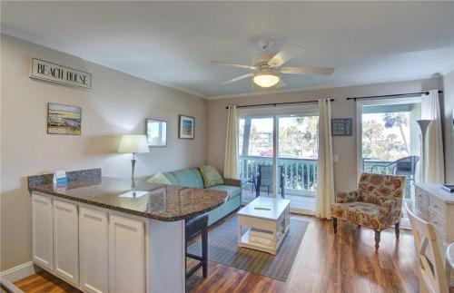 Sea Cabin 137-c