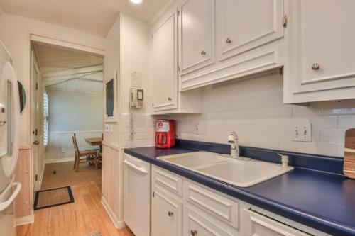 Twin Oaks 36 Home
