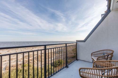 Shipwatch Villas D431- Xanadune