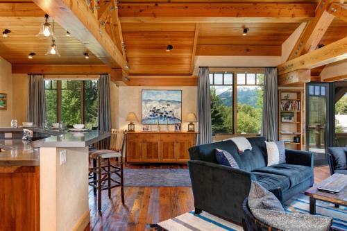 Abode At Skyline