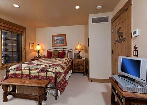 Silver Sage Cabin - Three Bedroom Home