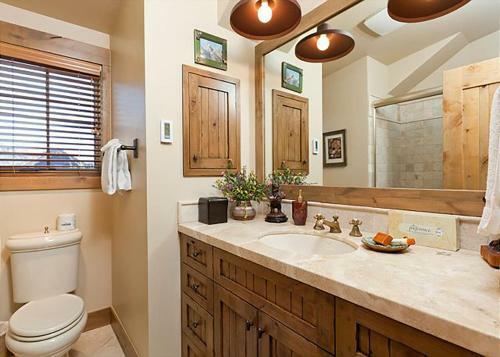 Silver Sage Cabin - Three Bedroom Home