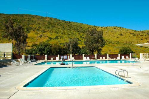Pio Pico Camping Resort Studio Cabin 11