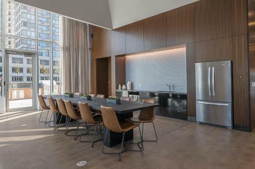 Home Away Apartments At Warren