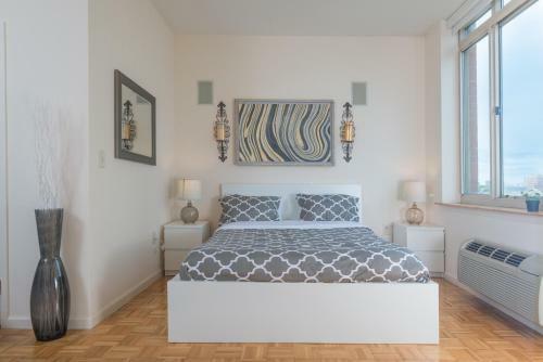 Home Away Apartments At Newport
