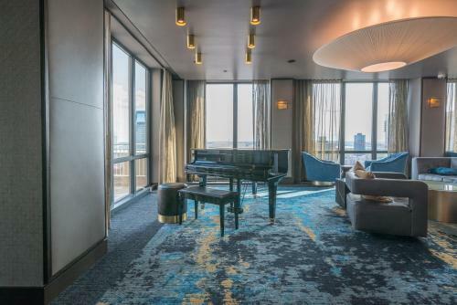 Home Away Apartments At Newport