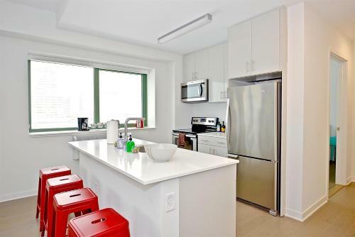 Kasa Manhattan View Apartments