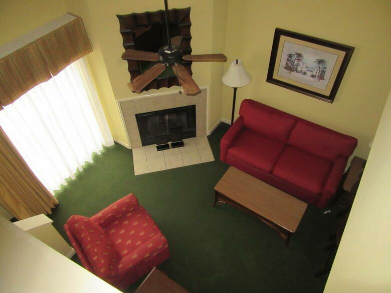Park Lane Hotel & Suites