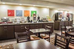 Hotel Comfort Inn University