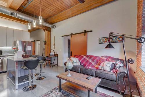 Apartamento ? 2br 2ba ? Gym ? Netflix ? Alexa ? Rooftop ?