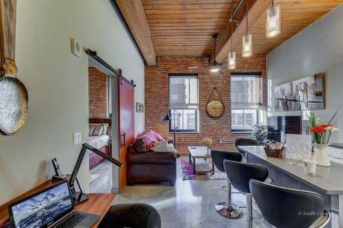 Apartamento ? 2br 2ba ? Gym ? Netflix ? Alexa ? Rooftop ?