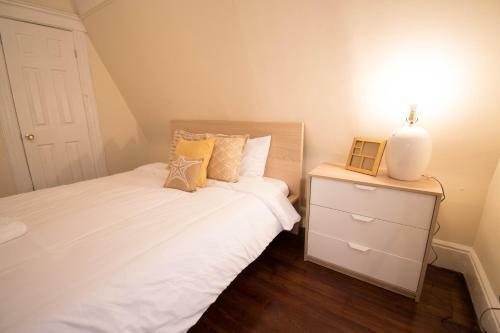 Hostal Cozy Private Bedroom, Near Nyc