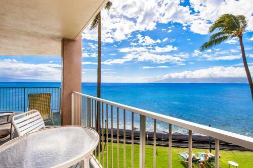 Royal Kahana 210