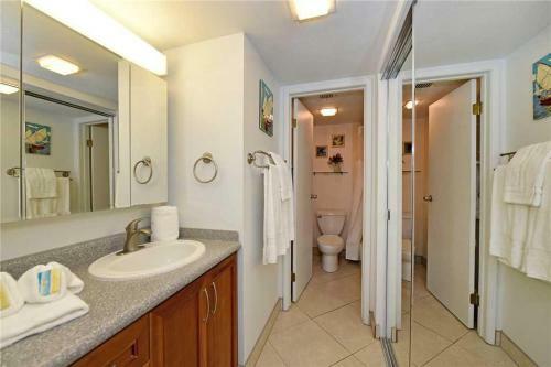 Valley Isle Unit 905