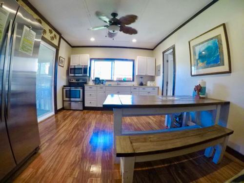 3 Bedroom House Near The Beach
