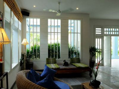 Frangipani Villa Hotel