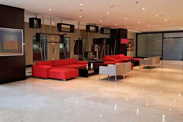 Hotel Renaissance Caracas