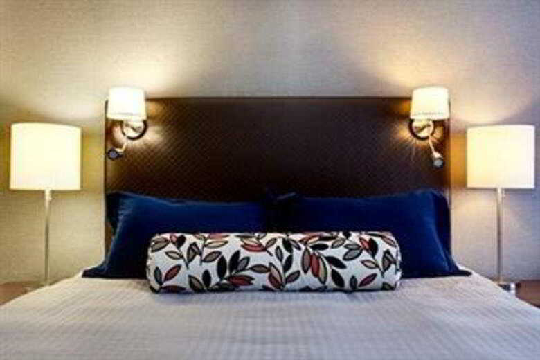 Hotel Sandman Signature Edmonton South
