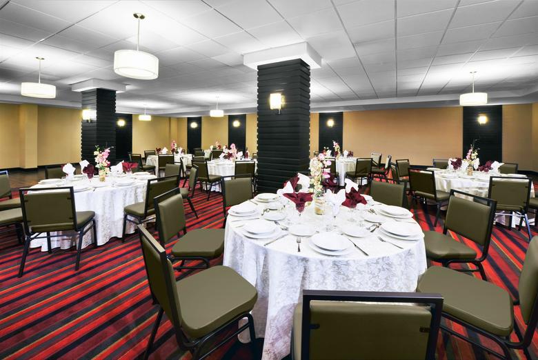 Hotel Four Points By Sheraton Toronto Mississauga