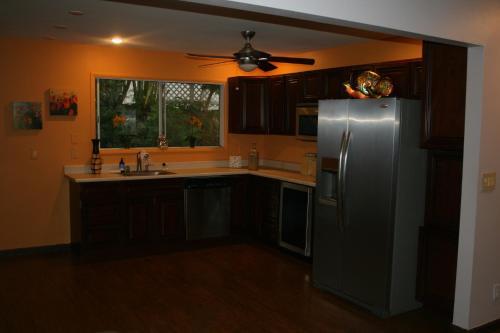 Hale Nui Ohana Home