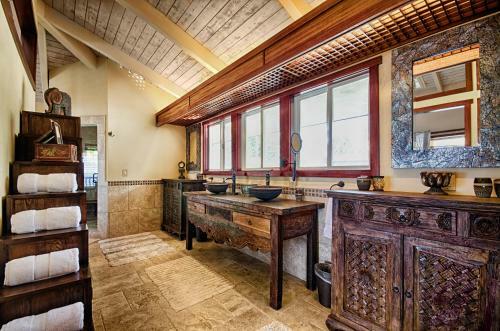 Kona Bay Bliss Home