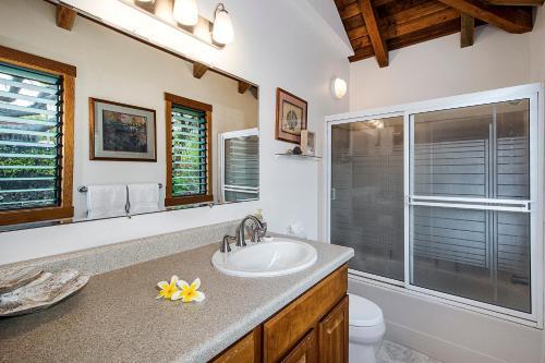 Kahalu'u Hale Home