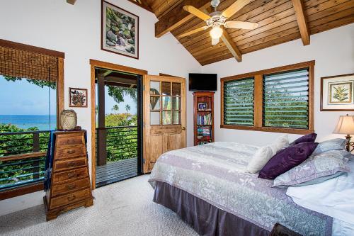 Kahalu'u Hale Home