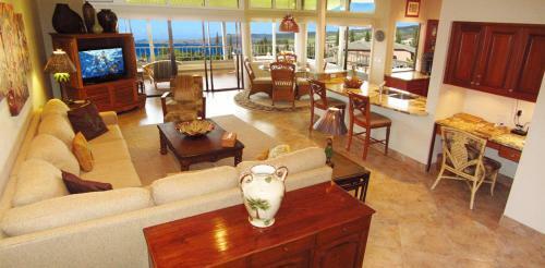 Ridge 1523 Gold Ocean View Villa
