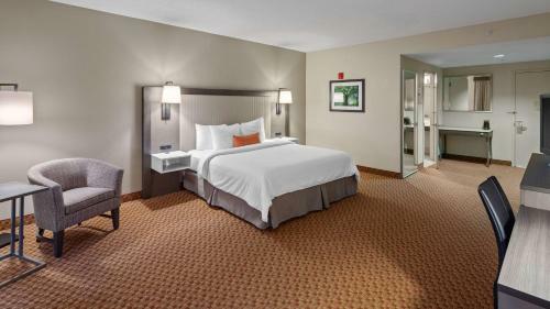 Best Western Plus Kendall Hotel & Suites