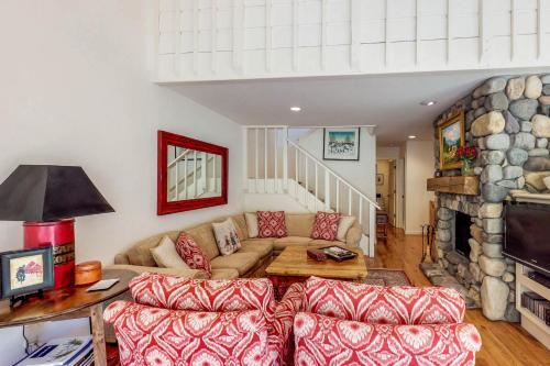 Creekside Retreat