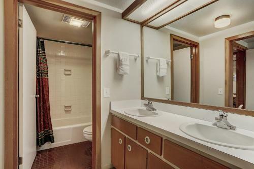 Apartamento 2094 The Pines Condo