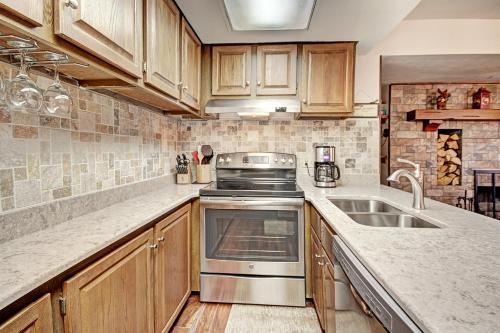 Apartamento 1012 Wild Irishman Condo