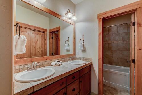 Settler's Creek #6501 Townhouse