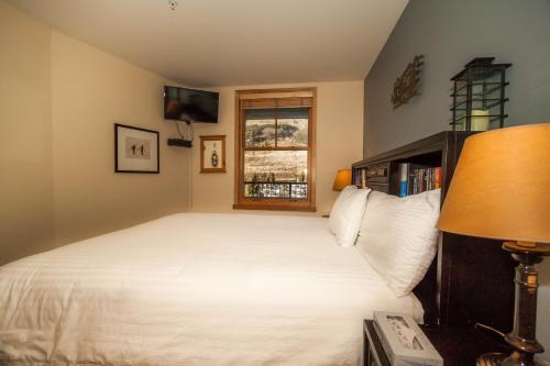 Apartamento Silver Mill #8266 Condo