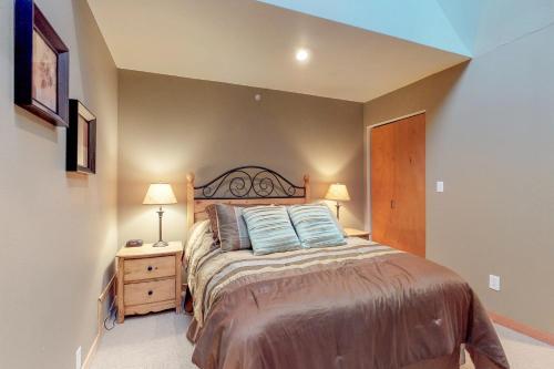 Apartamento Liftside Condominiums 306