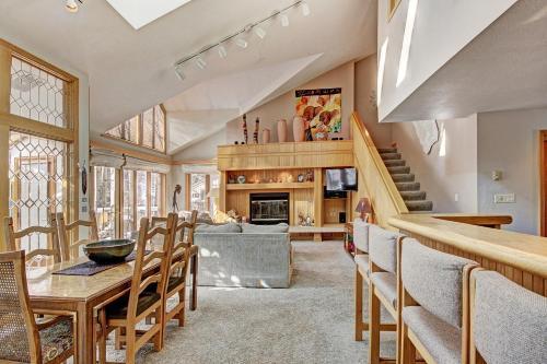 Apartamento 2725 Chateaux Dmont Condo