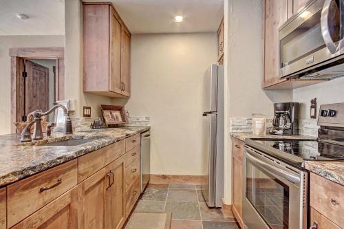 Apartamento 1710 The Willows Condo