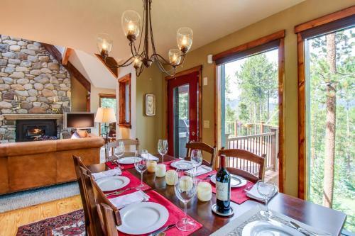 037 Vineyard House