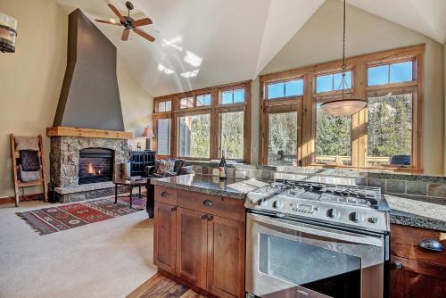 6552 Settlers Creek Townhomes