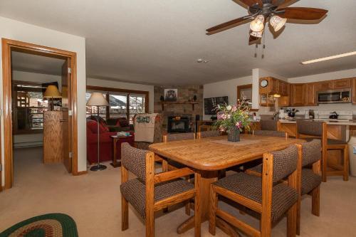 Apartamento Snowdance Manor #203 Condo
