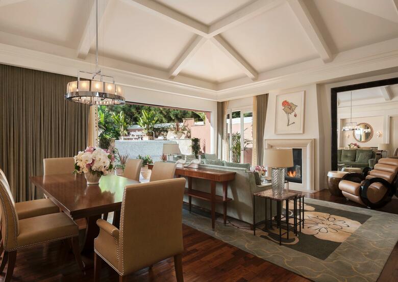 Beverly Hills Hotel And Bungalows