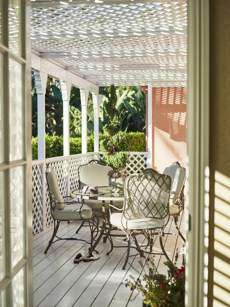 Beverly Hills Hotel And Bungalows