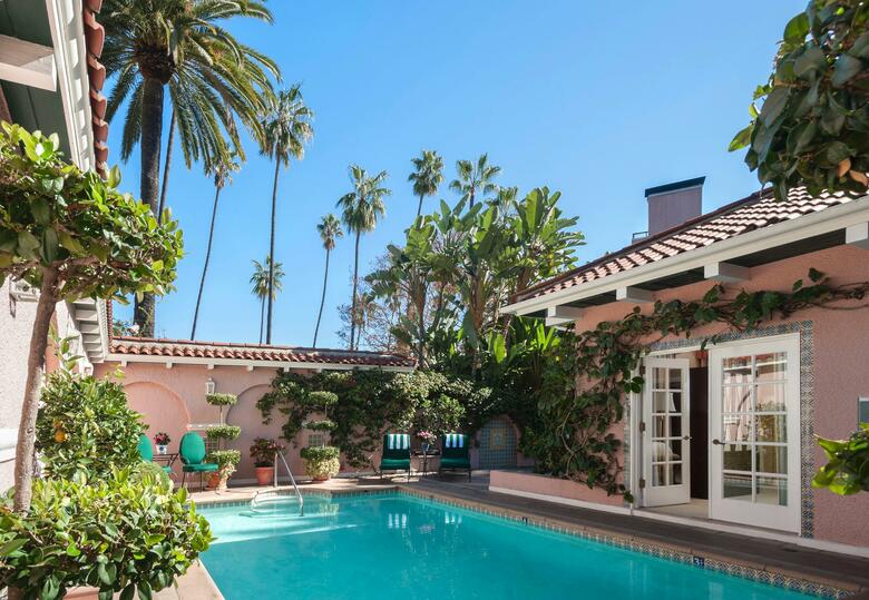 Beverly Hills Hotel And Bungalows