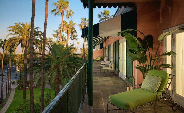 Beverly Hills Hotel And Bungalows