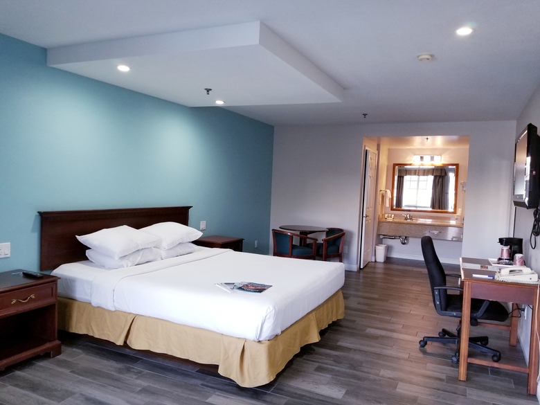 Wave Hotel