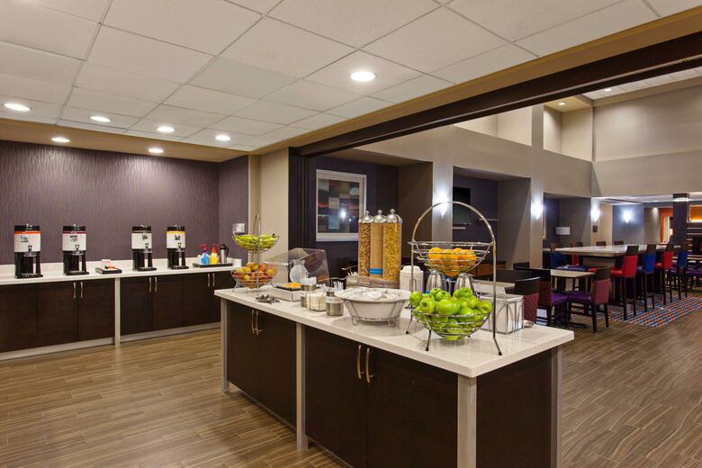 Hotel Hampton Inn & Suites Merced