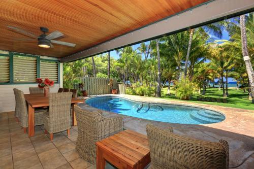 Halama Hale - Four Bedroom Home