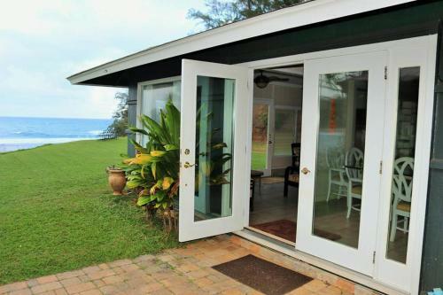 Tranquillity Blue Villa At Moloaa Bay