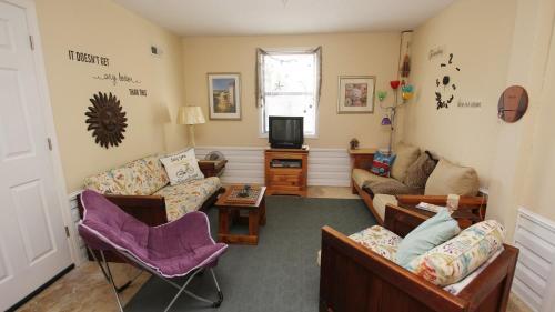 Sea Alice Home