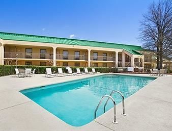 Hotel Hampton Inn Greensboro - Four Seasons